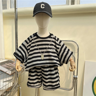 韩国夏季新款儿童短袖套装男女童条纹字母宽松短袖短裤街舞两件套