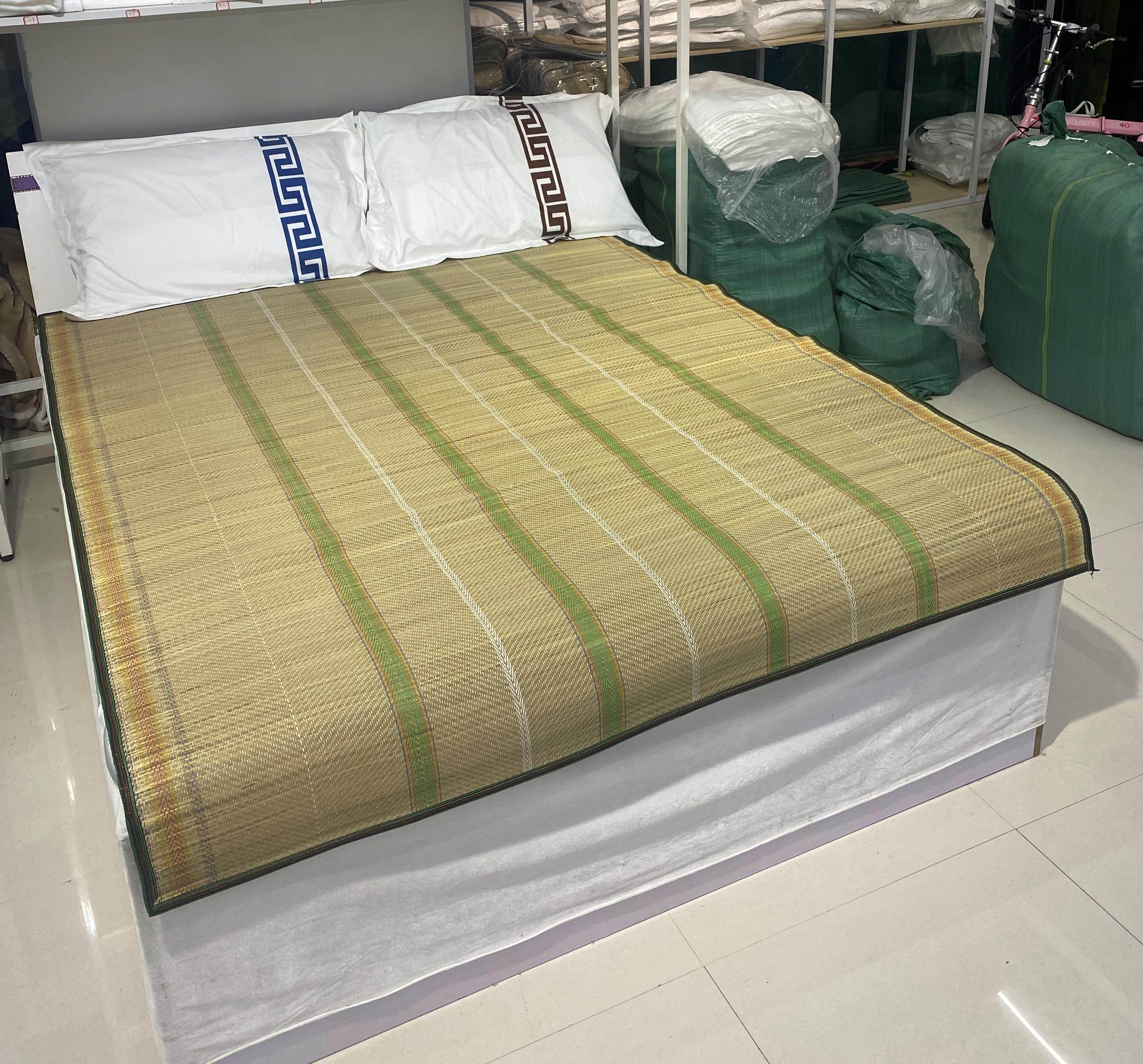 厂家直销普通草席 凉席工地草席学生宿舍凉席 工厂便宜凉席实用款