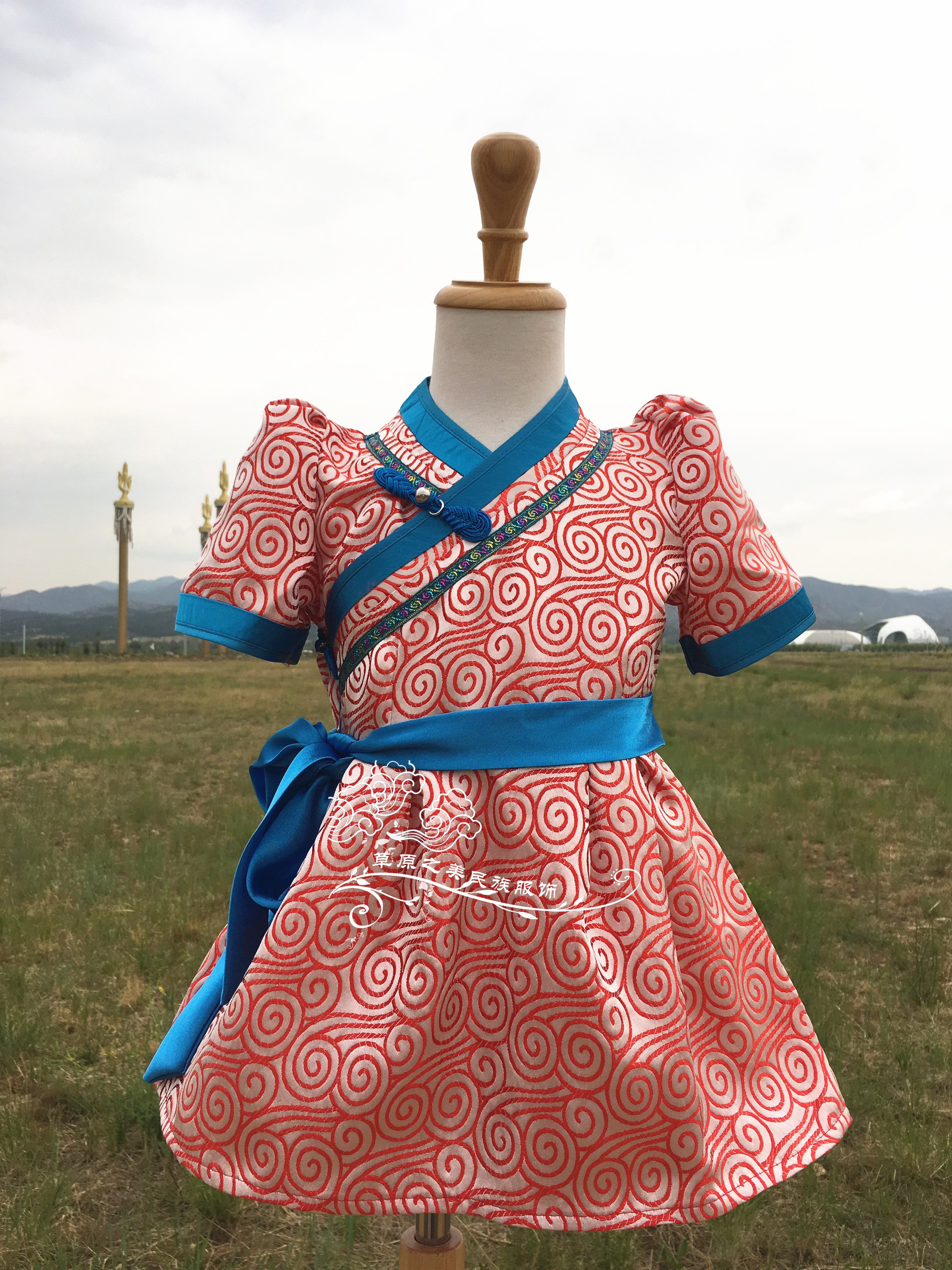 儿童蒙古袍夏半袖蒙古族日常生活装女童短袖蒙古族舞蹈演出服新品