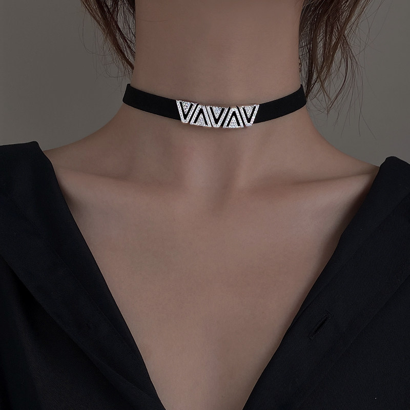 925纯银几何三角形项圈女choker锁骨链夏2021年新款颈链颈带配饰