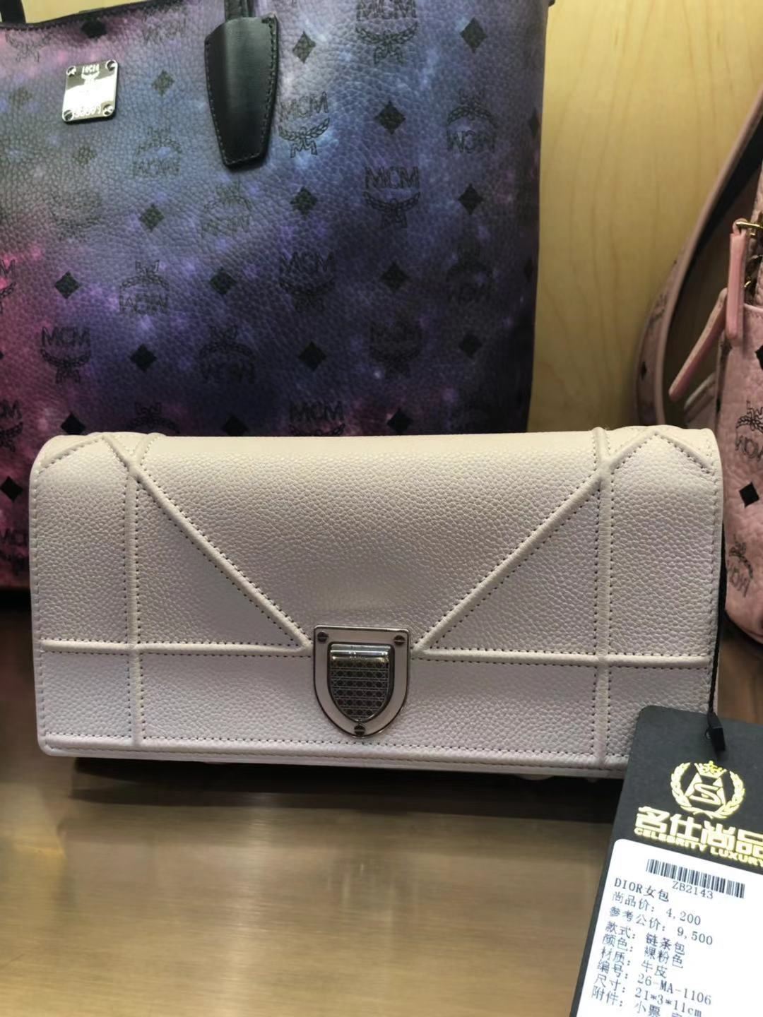 闲鱼优品 直播 Dior女包|ruв категории молочные продукты, кожаные сумки/продажи сумки/Мужчины сумку, Г - жа сумки - от Buy2taobao.com для оказания профессиональной услуги покупки агента Taobao