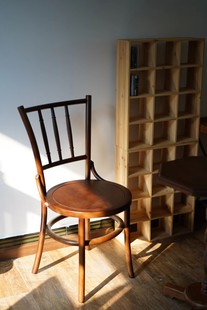 复古法式实木椅北欧中古咖啡店家用靠背椅子胡桃色餐椅凳子设计师