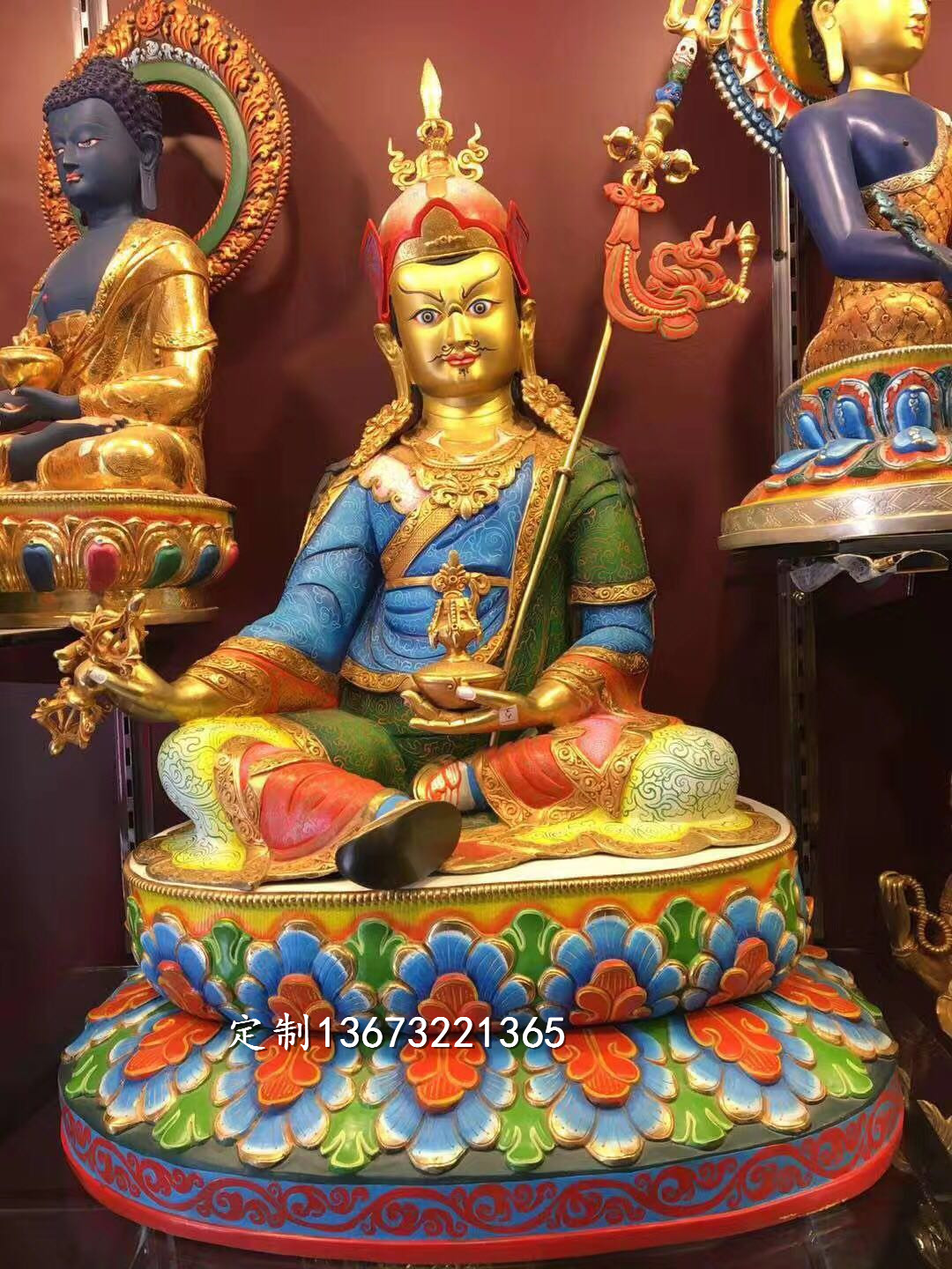 纯铜全鎏金莲花生大士佛像藏传密宗莲师像彩绘释迦摩尼装饰雕塑