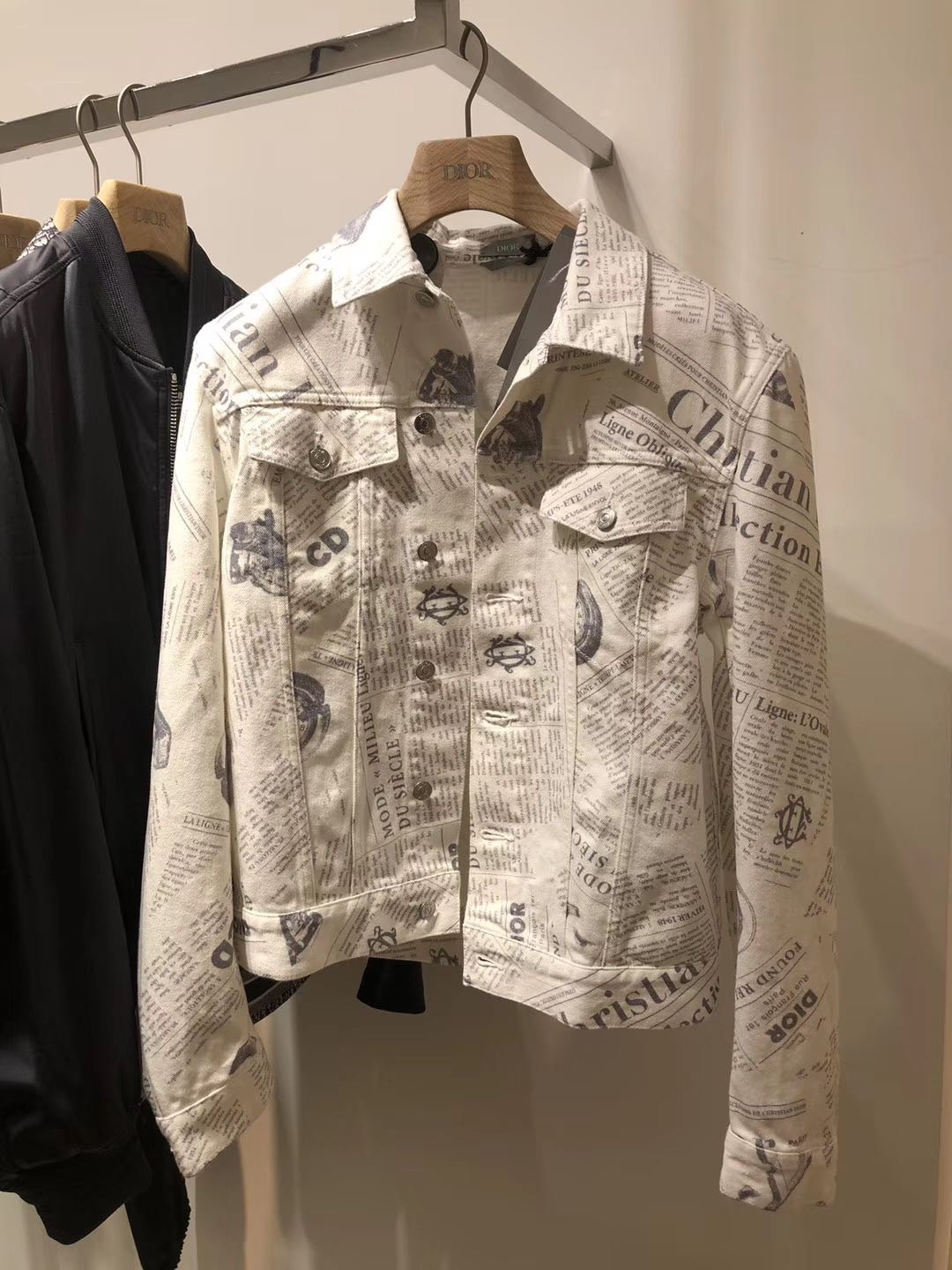 dior homme 男士报纸印花图案短夹克 2020春夏正品代购013d483by9