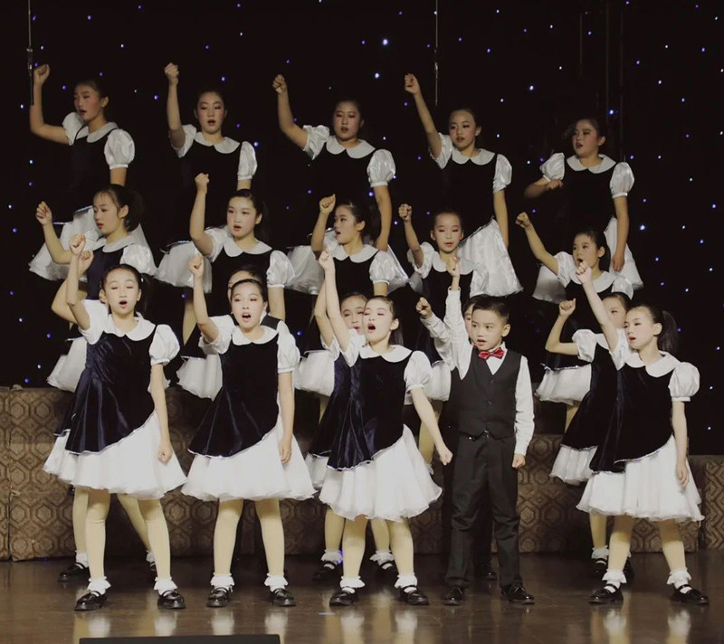 六一儿童合唱服中小学生幼儿园男女童舞蹈诗歌朗诵演出服表演服饰