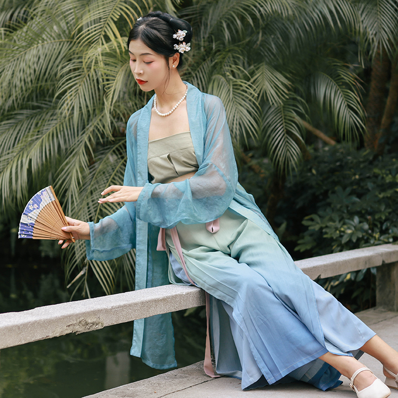 花笑汝/星海/漢服宋制漢元素宋褲套裝刺繡長褙子吊帶女夏非古裝在類目 女裝/女士精品, 唐裝/民族服裝/舞臺服裝, 漢服中 - 來自Buy2taobao.com提供專業的淘寶代購服務