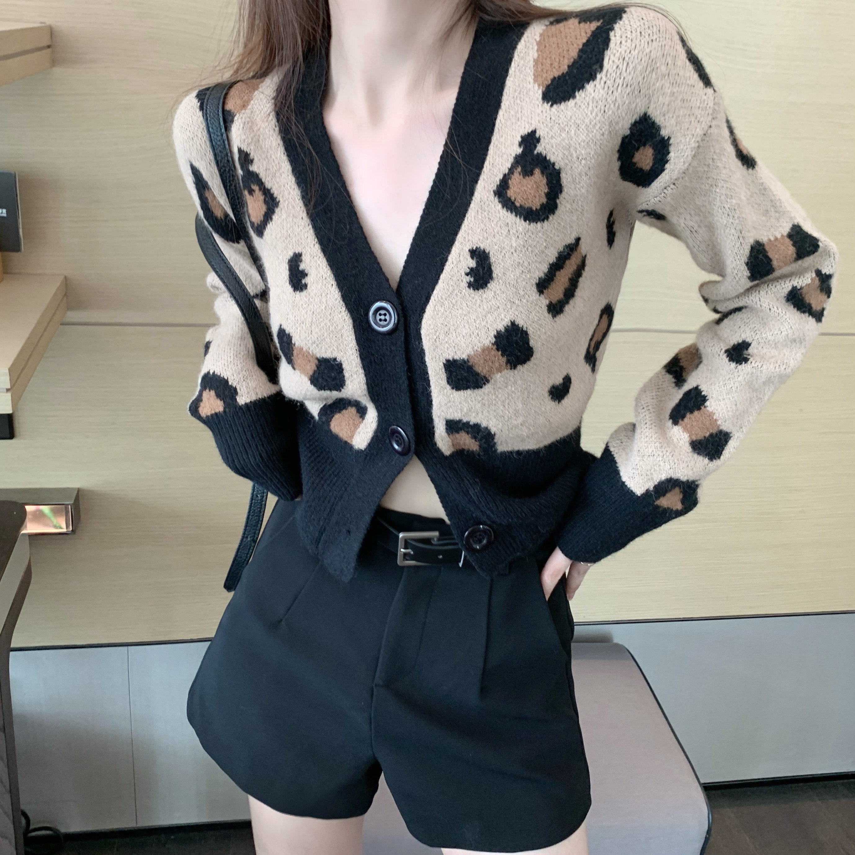 豹纹开衫毛衣女