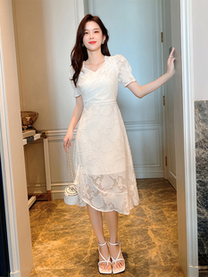 潮牌2024夏季新款女装法式高级感气质晚礼服裙短袖白色抽褶连衣裙