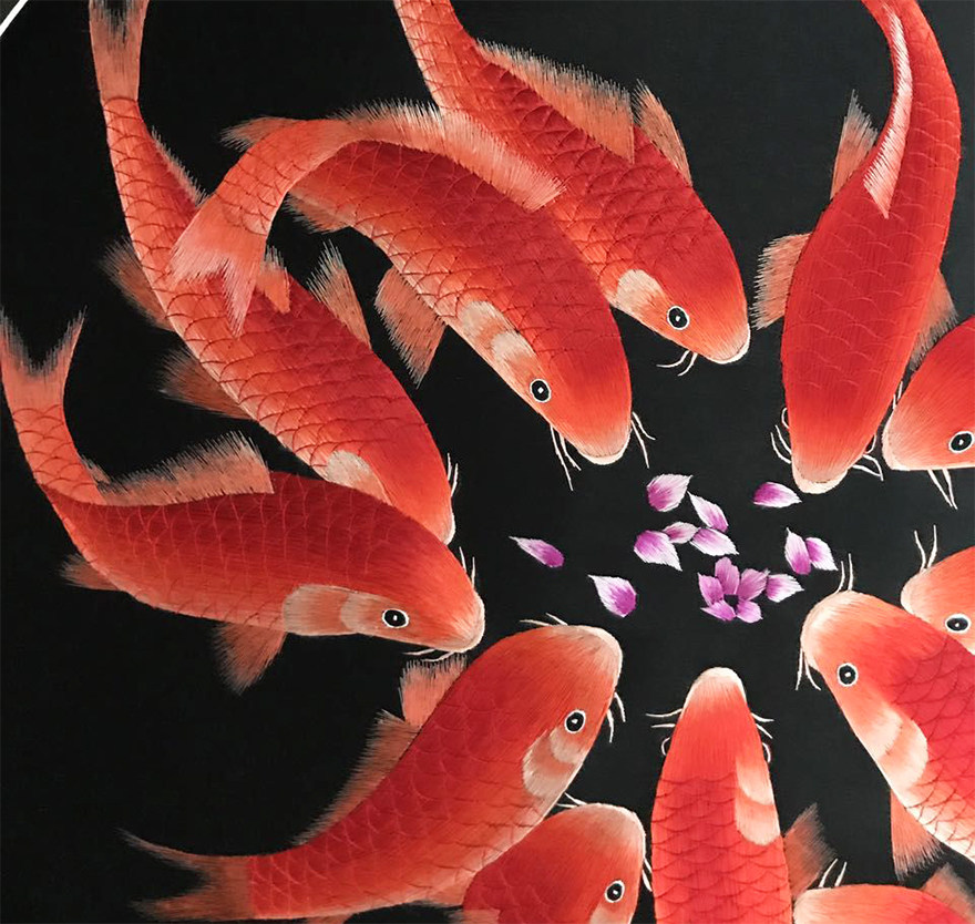 匠心刺绣《鲤鱼图》精品真丝