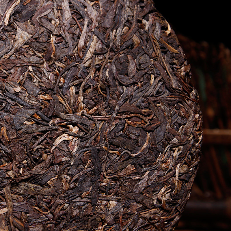 35【14片】2005年江城号 云南普洱 干仓生茶 七子饼 饼茶 4998克