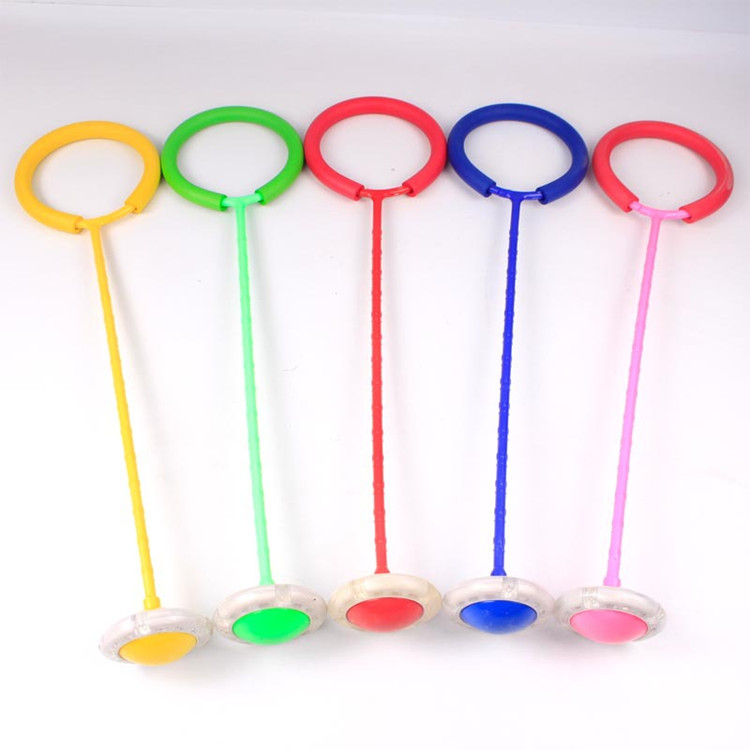 儿童玩具跳跳球弹力闪光蹦蹦球宝宝旋转跳环圈健身锻炼单脚甩腿球|msdalam kategori Toy/bayi/teka-teki/blok bangunan/model, sukan luar/Leisure/Mainan tradisional, melompat mainan/gerakan kelas melompat - dari Buy2taobao.com untuk memberikan perkhidmatan ejen Taobao profesional membeli