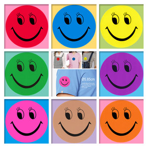 贴纸笑脸彩色图片