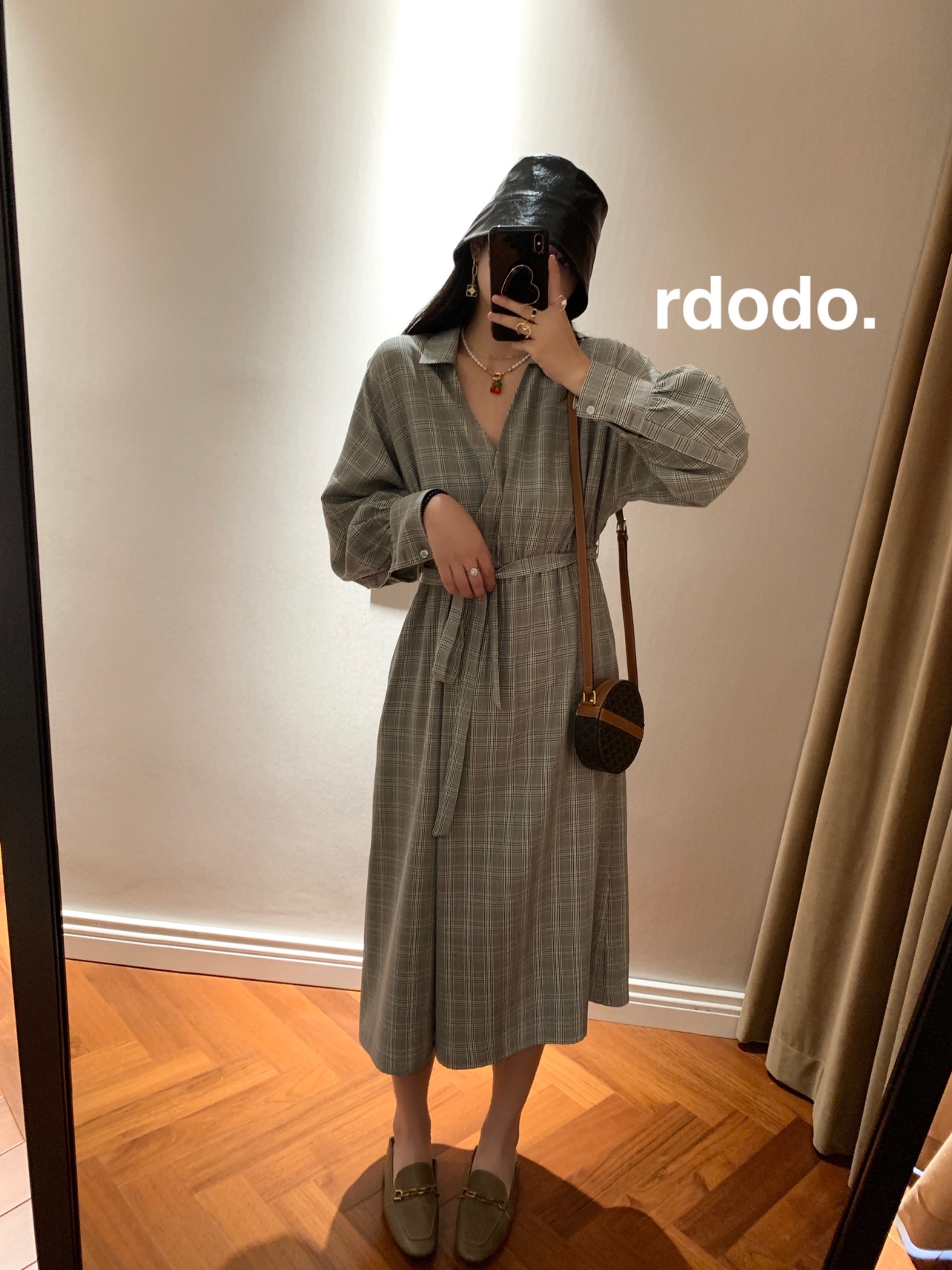 rdodo自线 新鲜意式格纹 V领通勤抗皱格子开叉系带长袖长款连衣裙