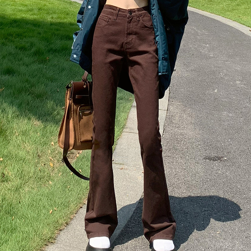 秋冬2021新款咖啡色微喇叭裤女梨型身材裤子女大码高腰显瘦牛仔裤