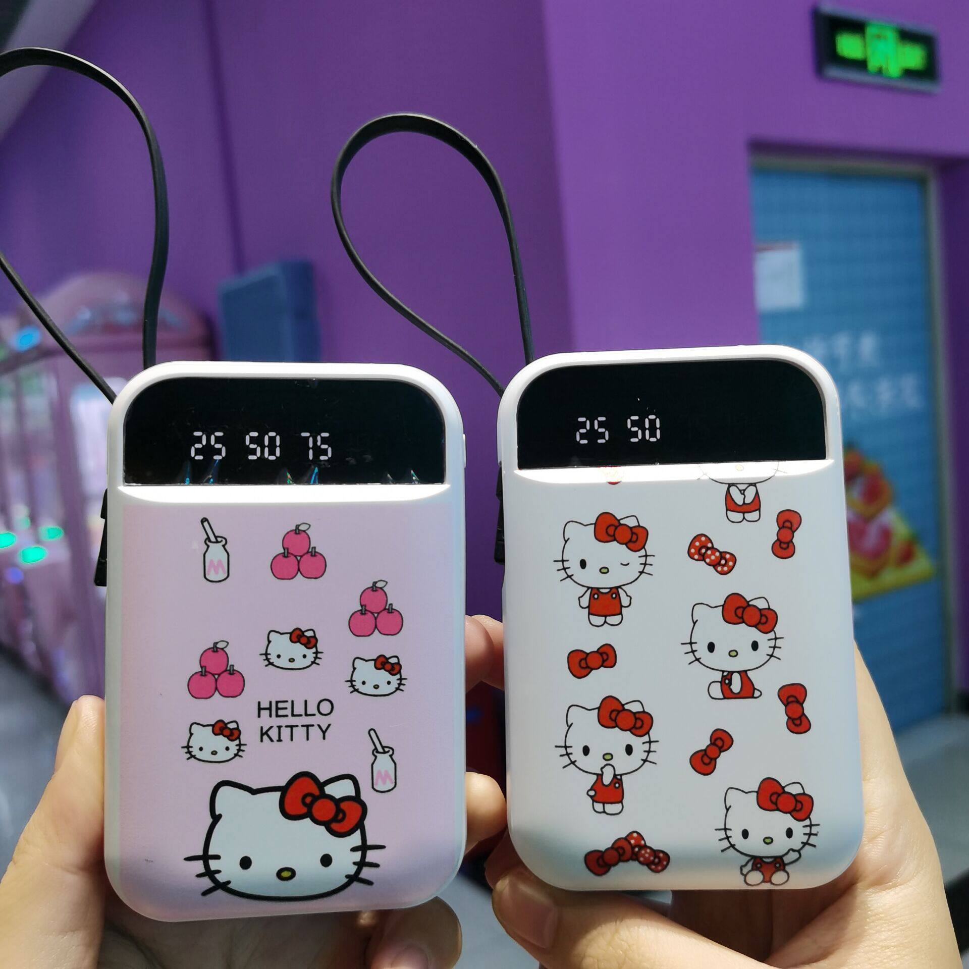 卡通凯蒂猫充电宝可爱20000毫安自带线小巧迷你电源超萌女生便携