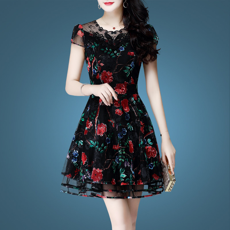 时尚网纱花朵连衣裙女2018新款修身显瘦春装碎花连衣裙中裙花裙子