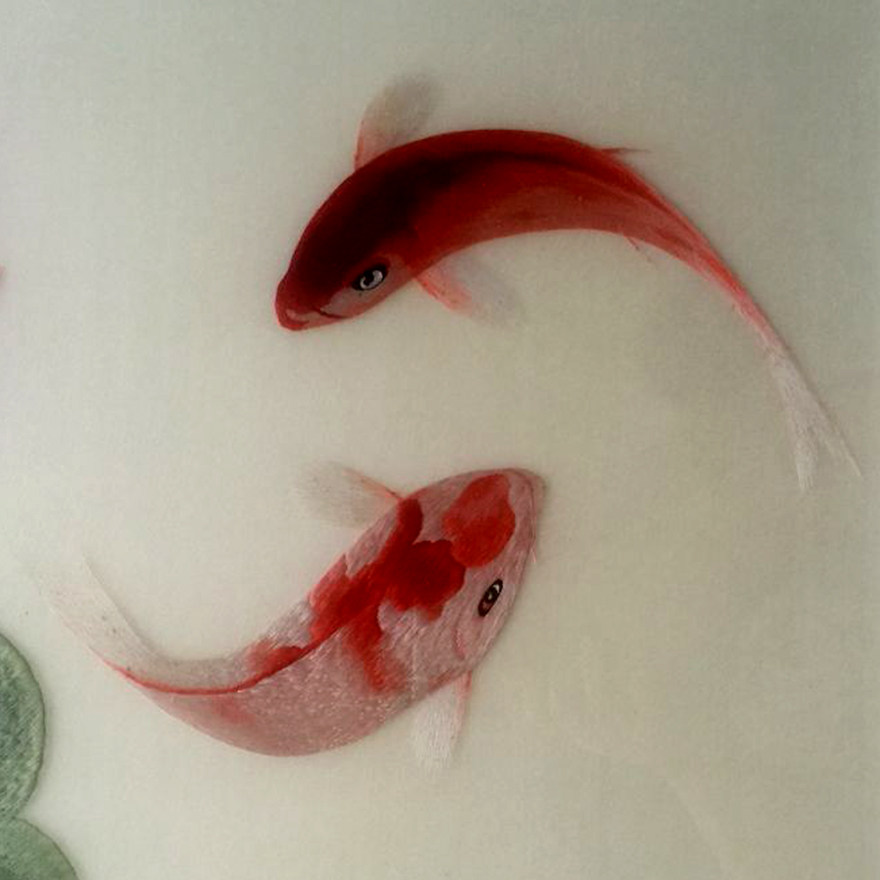 苏绣世家《荷花锦鲤》钱菊凤大师工作室作品