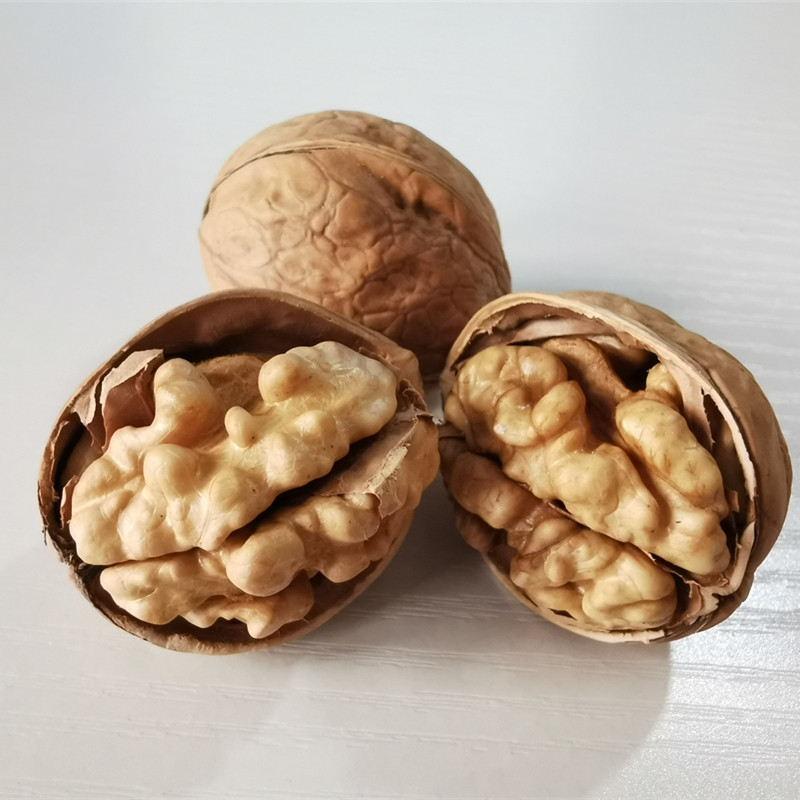 2021纸皮核桃5斤装新货新疆阿克苏185薄皮孕妇专用手剥原味生核桃