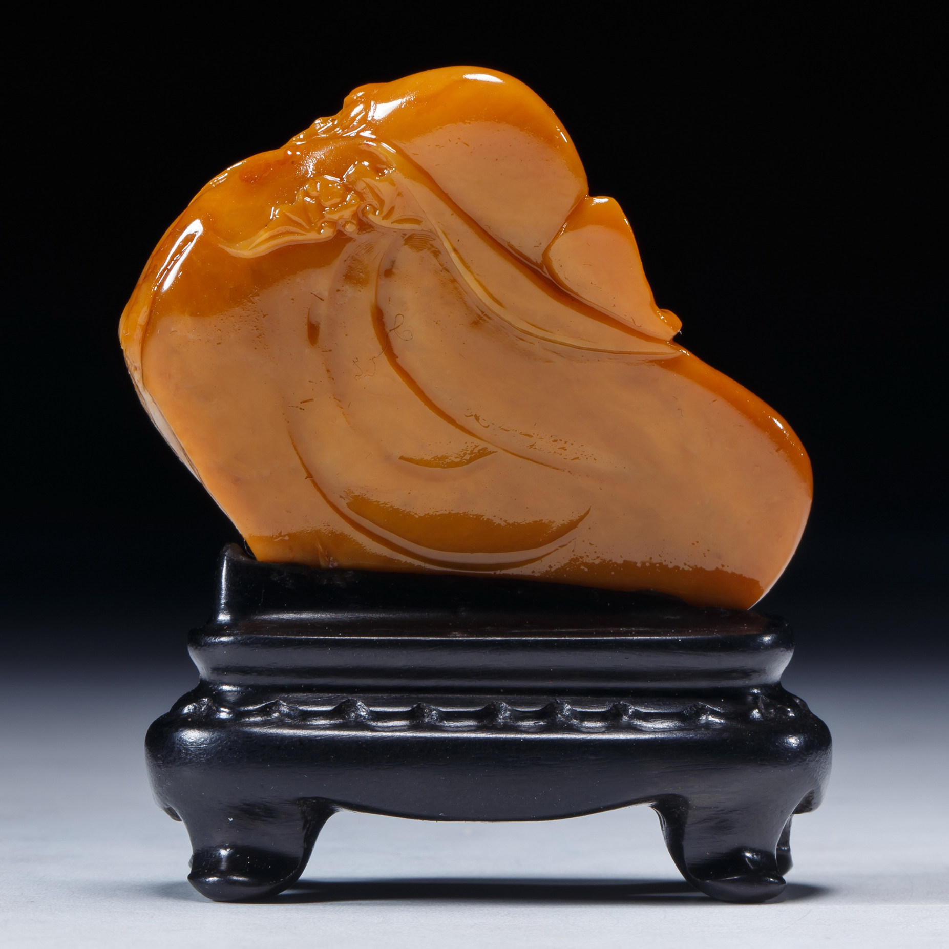 th0332 寿山田黄石 黄金黄 《寿星》皮肉分明 色泽凝润 开须工艺