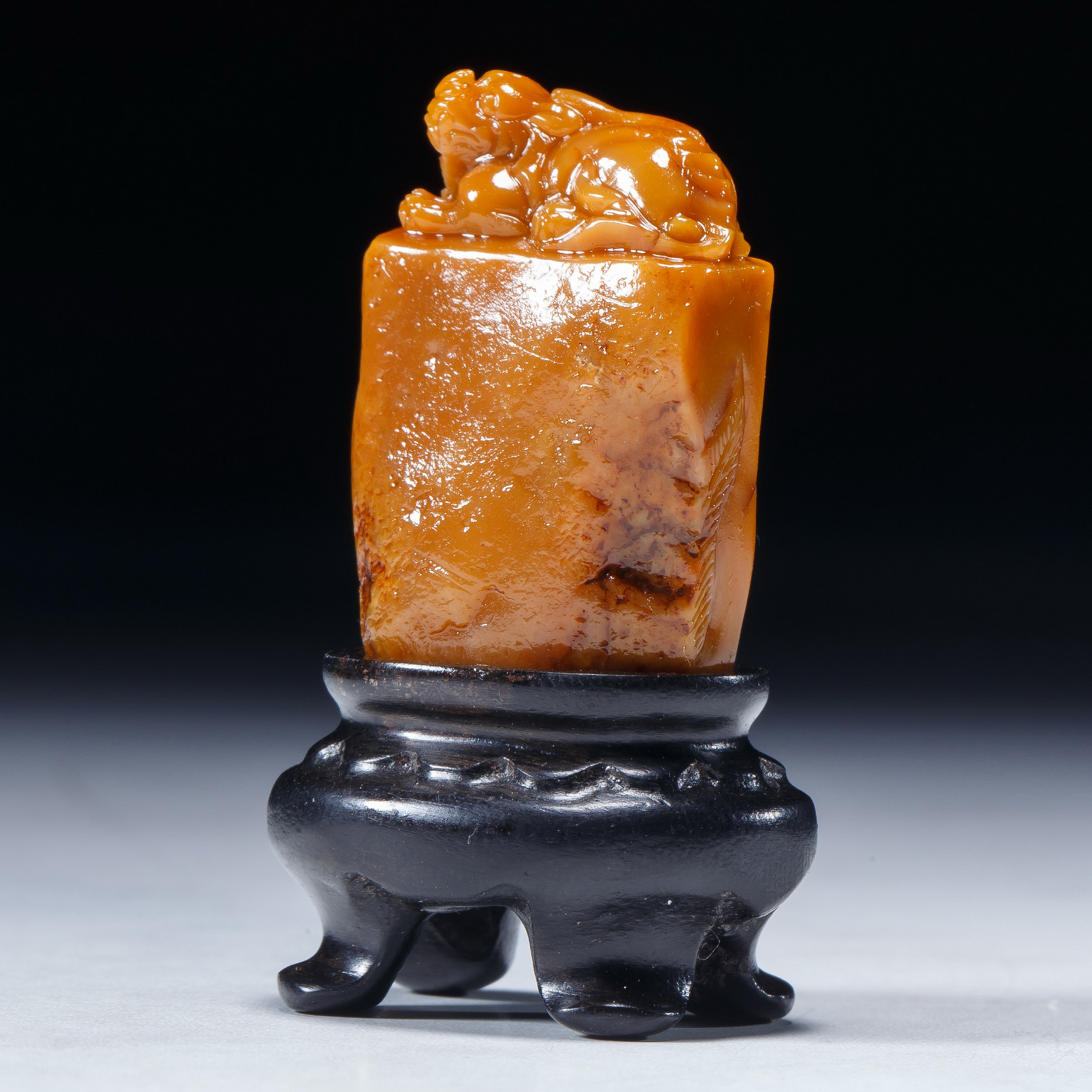 开门正田 原产地 寿山田黄石 老料田黄《古兽》印章 篆刻精品