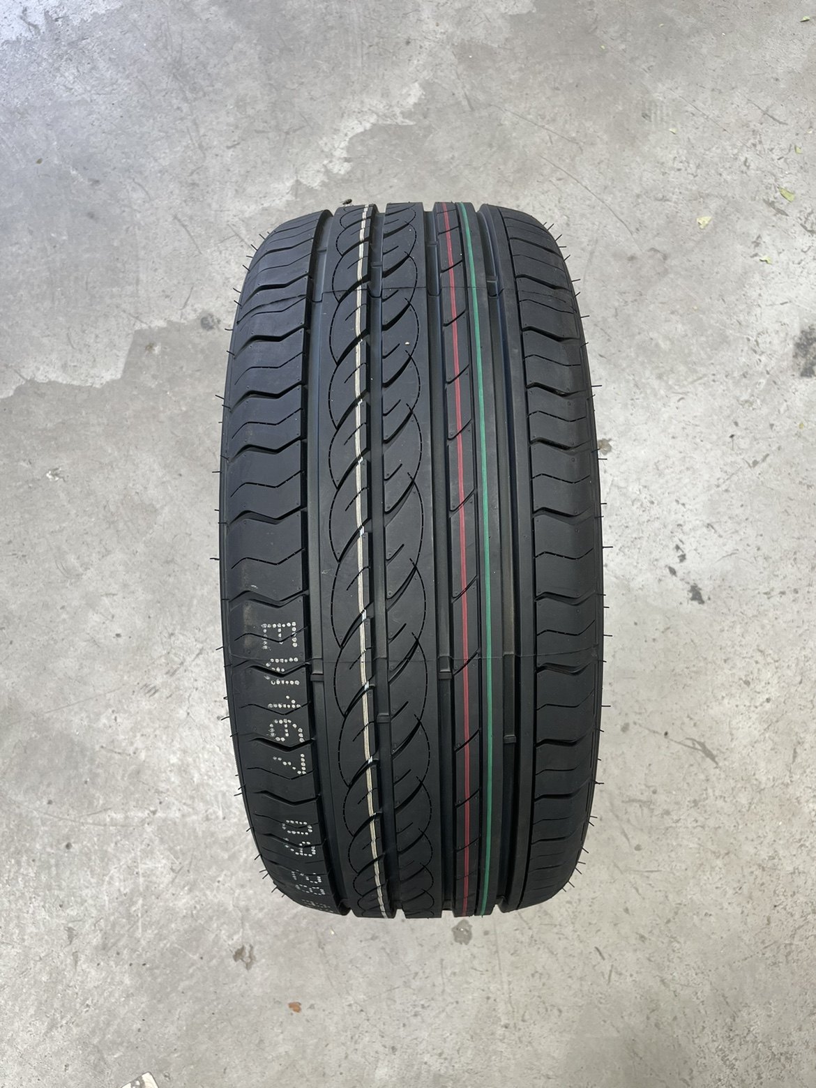 全新正品轮胎18寸joyroad乐路驰235/40r18 95w改装扁平胎2354018