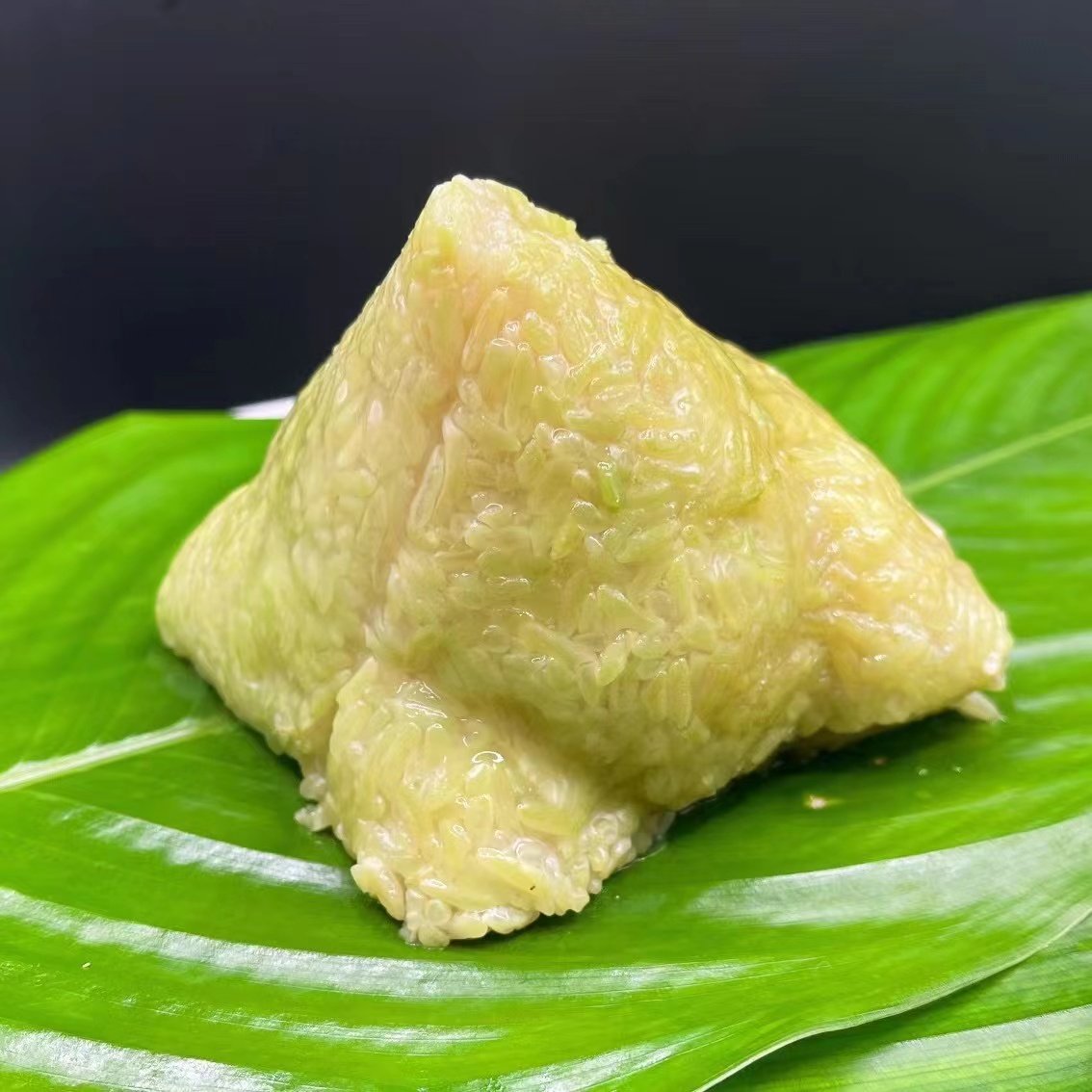 特色谷特产网:海南粽子蛋黄肉粽儋州招牌赤豆粽子腊肠大粽子超大粽