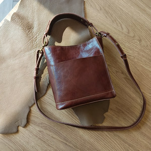 通勤手工真皮手提小包原创复古女士植鞣牛皮单肩包软皮水桶斜挎包