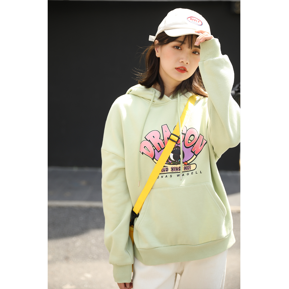 Luo black Jointly printing Sweater Easy Korean Edition Hooded Autumn and winter 2019 new pattern leisure time Plush jacketin the Women's clothing/Boutique , Sweater/Fleece category - from Buy2taobao.com to provide professional Taobao agent buy service