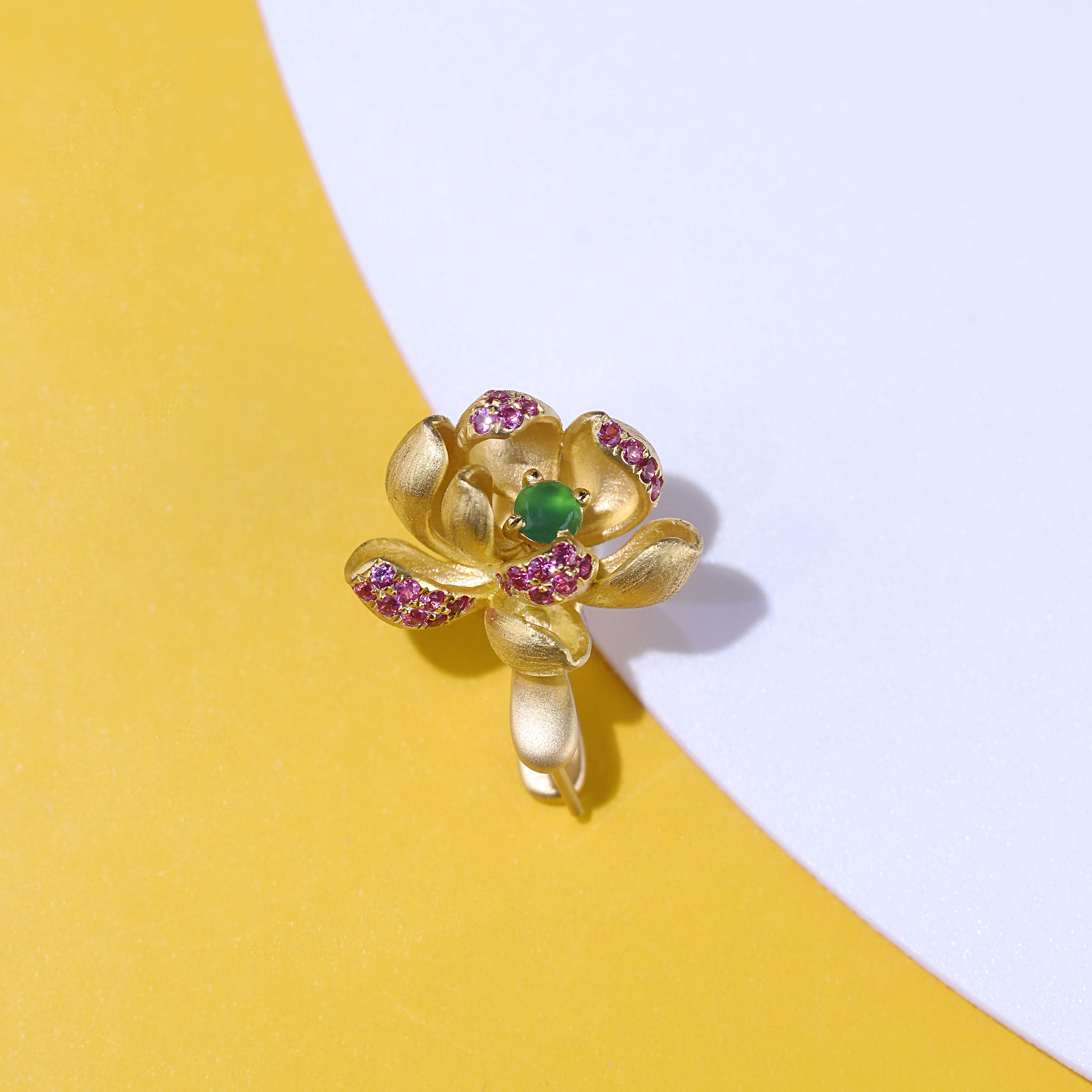 金钰顺珠宝 风定池莲自在香 18k金扣头翡翠和田玉蜜蜡吊坠挂件扣