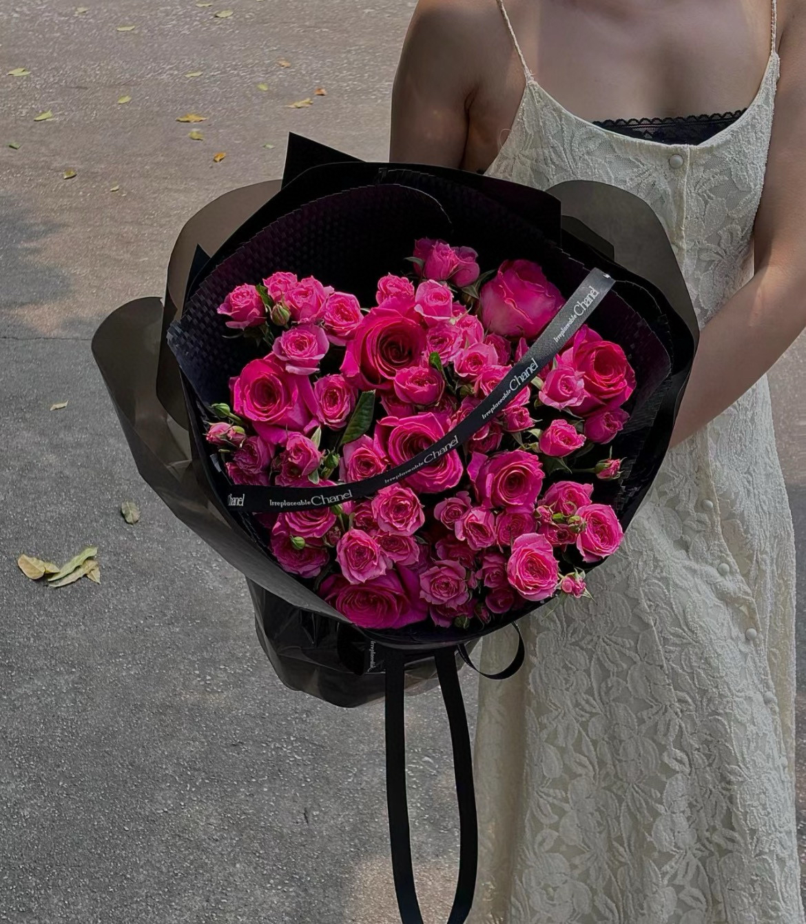 椿｜520节日礼物鲜花花束玫瑰花如图包装情侣生日送女朋友浪漫