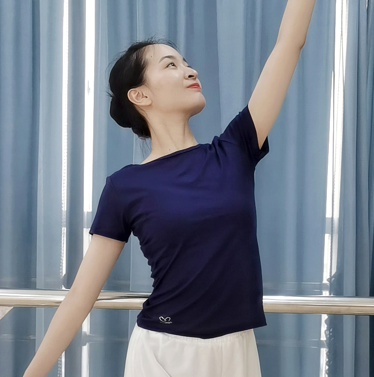 岚舞坊夏季新款舞蹈练功服瑜伽服扭结短袖上衣
