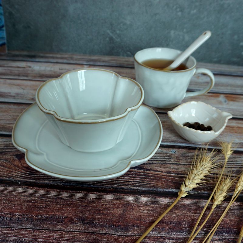 复古风陶瓷餐具大容量饭碗餐盘咖啡杯盘套欧式搅拌勺不规则浮雕杯