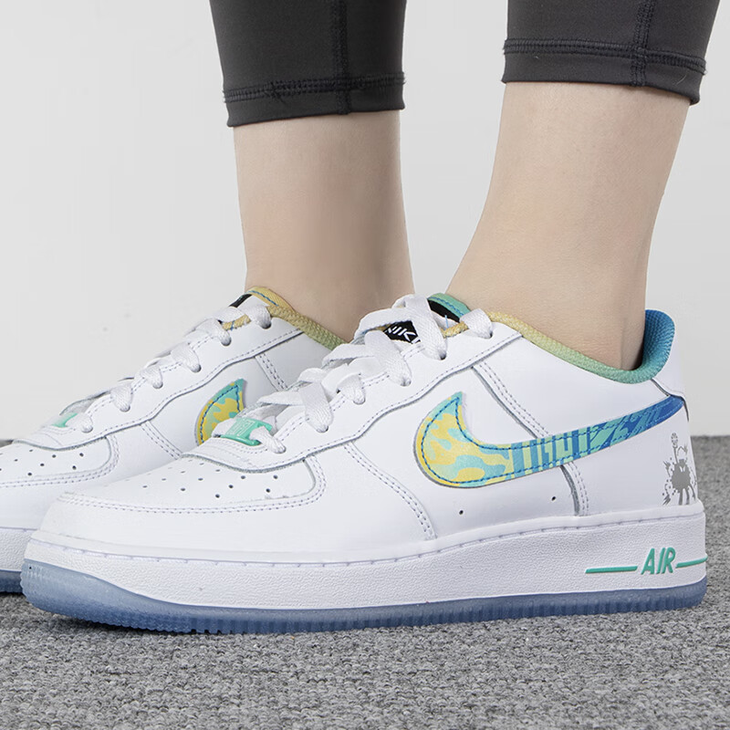 Nike耐克女鞋大童鞋2023新款Air Force 1空军一号板鞋FJ7691-191