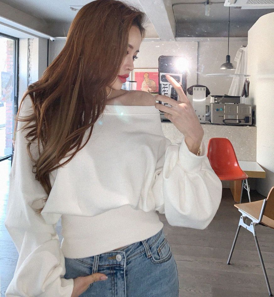 韩国东大门ins洋气时尚爆款露肩炸街卫衣女高腰白色慵懒风上衣潮