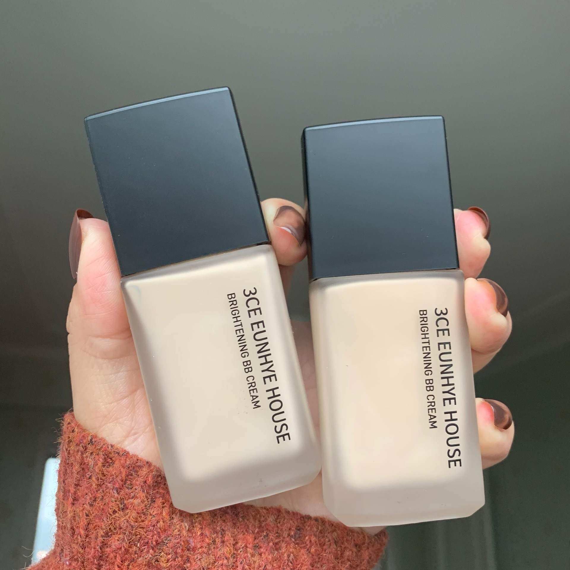 热销3ce粉底液保湿