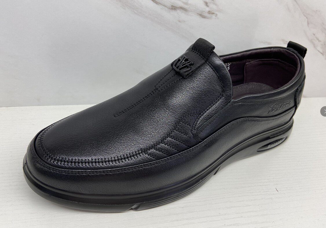 飞鸵男鞋新款商务休闲皮鞋男士真皮软面软底中老年爸爸鞋子