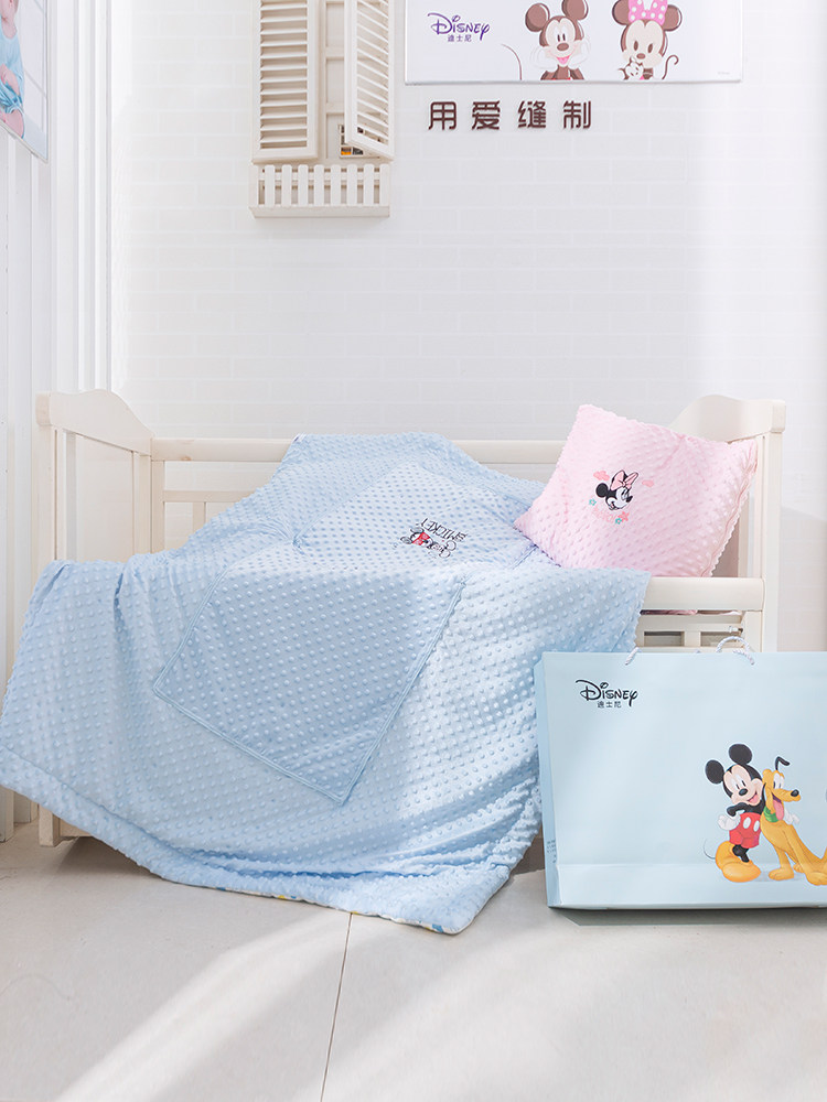 迪士尼婴儿豆豆毯春秋夏季薄款儿童小毯子宝宝毛毯被子空调被盖毯