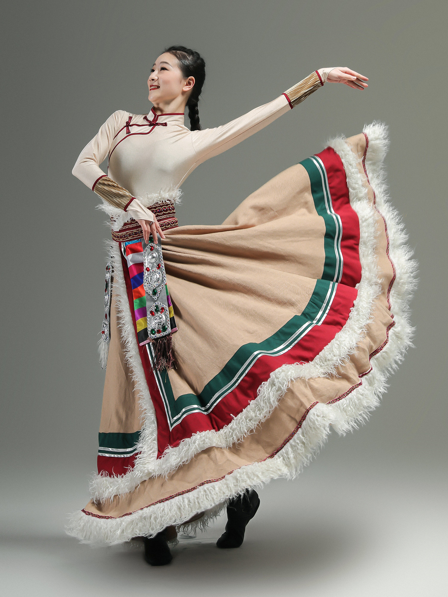 藏族舞蹈演出服装