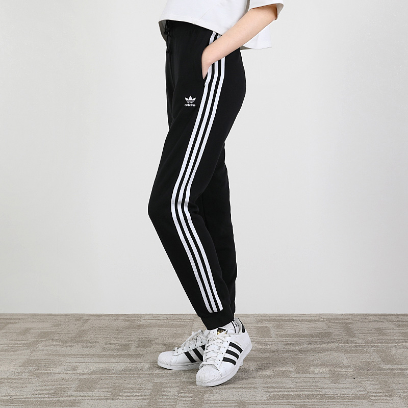 阿迪达斯三叶草裤子女裤官网旗舰新款休闲裤长裤跑步运动裤gd2255