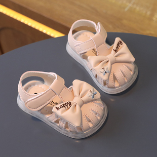女宝宝夏季凉鞋软底0一1-2岁婴儿学步鞋防滑夏天透气包头公主鞋子