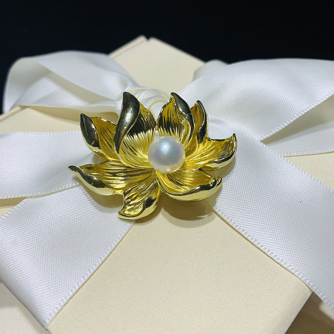 莲花两戴款胸花胸针吊坠 淡水珍珠 时尚百搭大衣防走光配饰