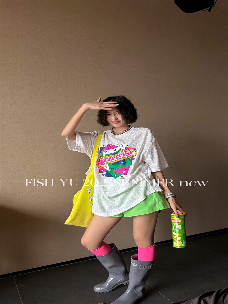 十三行2023夏季新款FISH YU美式复古字母印花星星纹理蕾丝短袖T恤