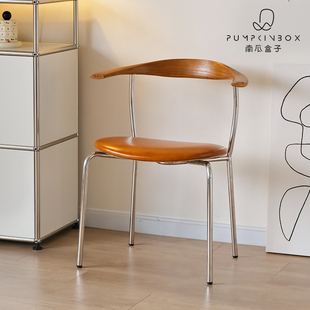 【南瓜盒子】北欧创意设计师餐椅简约ins家用椅子中古实木牛角椅