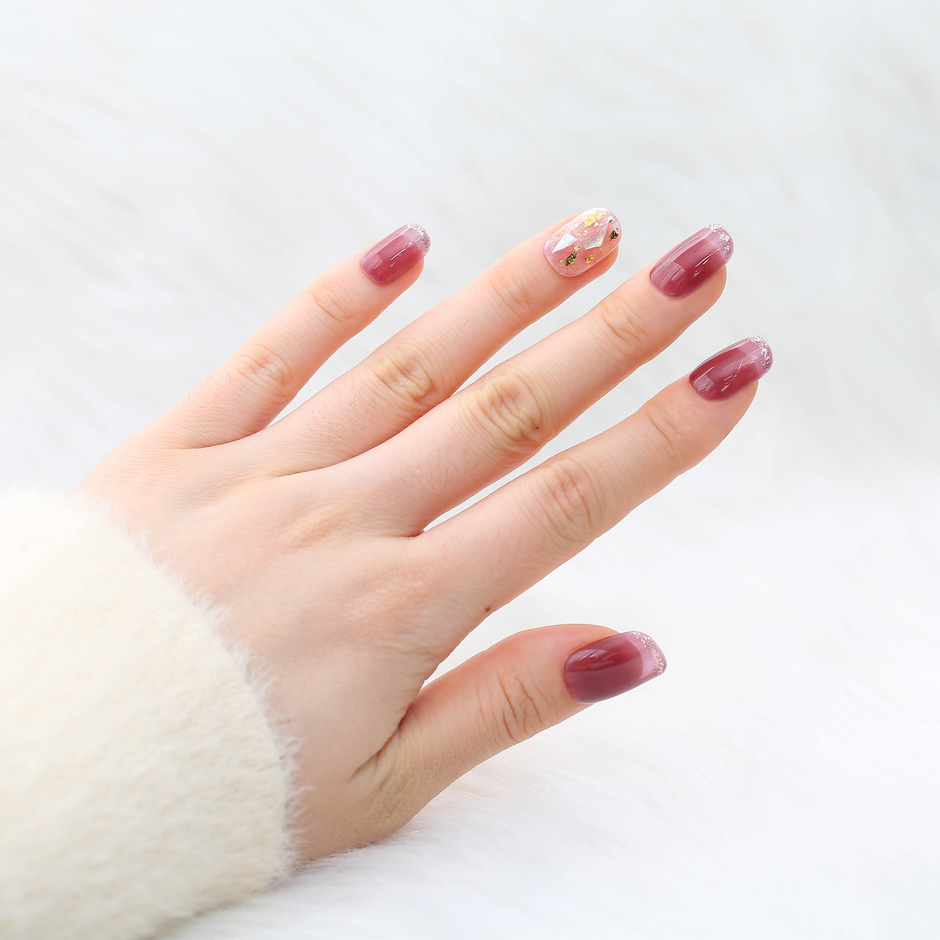 多肉葡萄紫色甲油胶2021年新色水晶紫冰透葡萄紫网红款光疗甲油胶