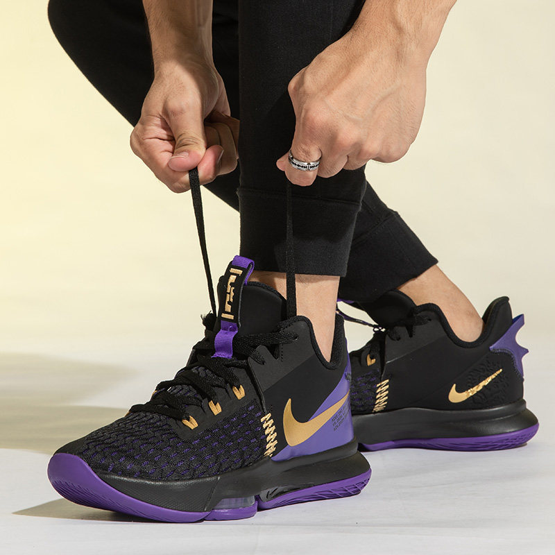 nike耐克男鞋aj官网旗舰正品 詹姆斯18篮球鞋男 实战运动鞋男潮