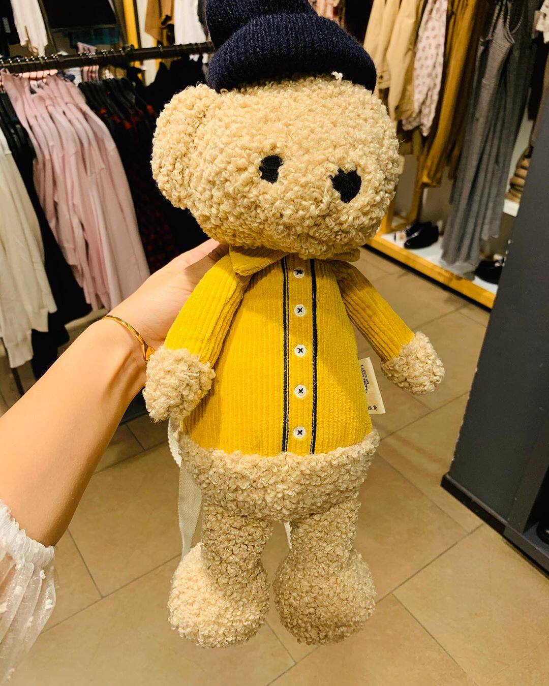 玩偶熊背包_zara wang可爱潮搭泰迪熊可爱小熊包双肩背包小包包少女