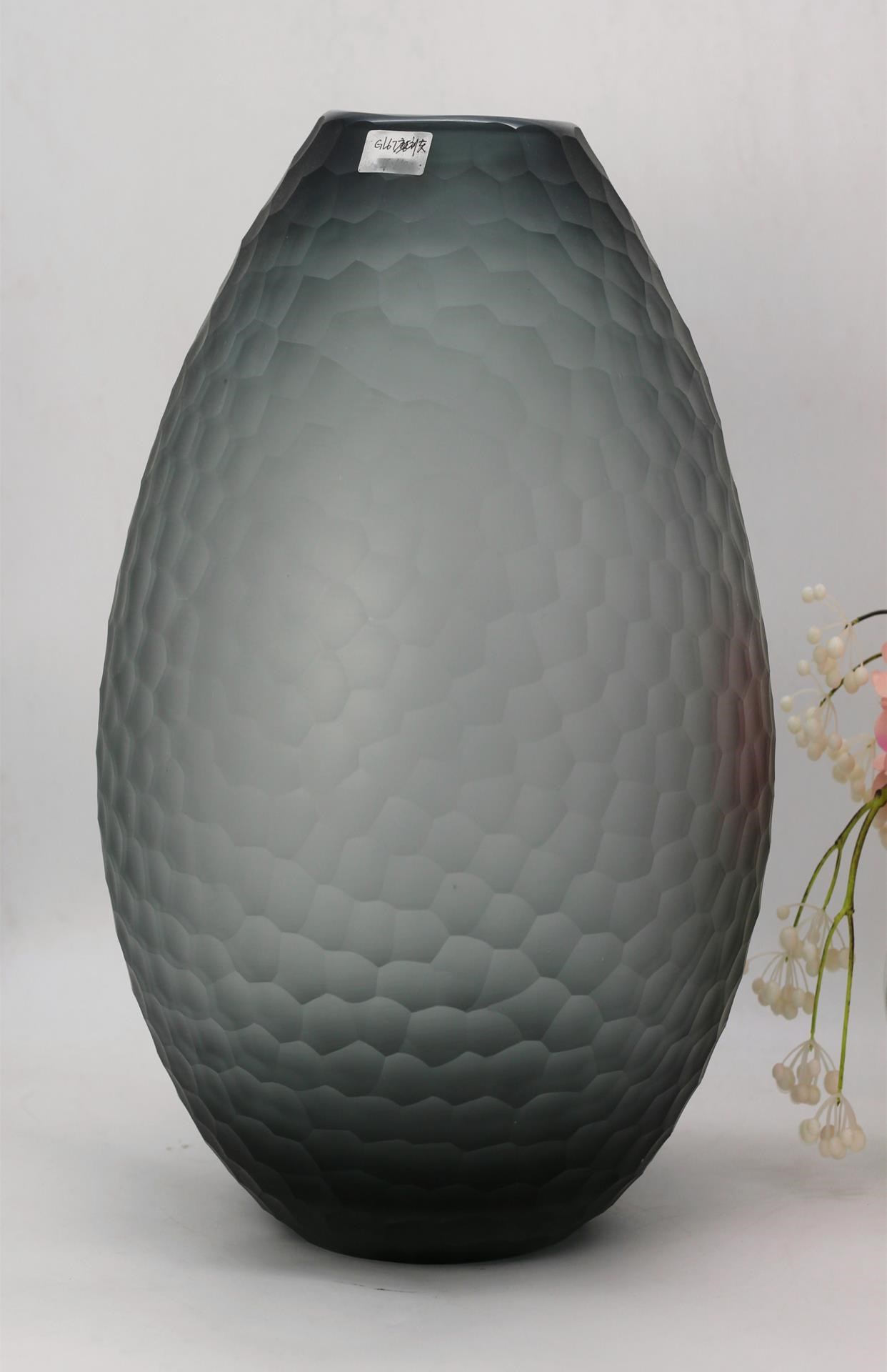 新款烟灰色手工磨刻开口玻璃花瓶工艺饰品摆件家居b软装台面装饰