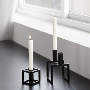 黑色蜡烛架图片