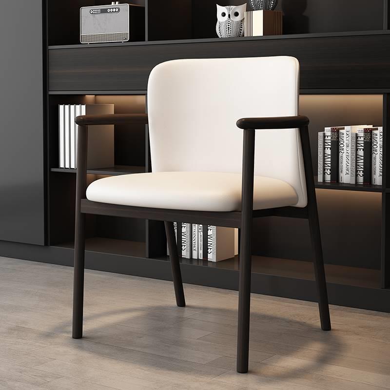 新款设计师实木椅子lord chair现代北欧意大利原木餐椅进口真皮扶