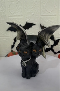 跨境新款创意万圣节黑邪恶蝙蝠翅膀三头猫咪树脂工艺品装饰品摆件